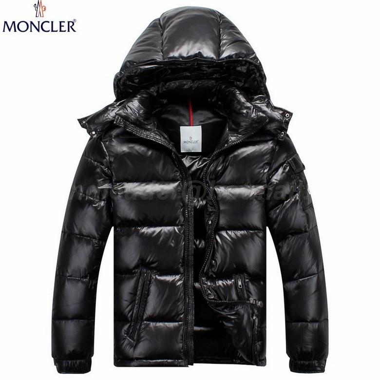 Moncler Men's Outwear 221